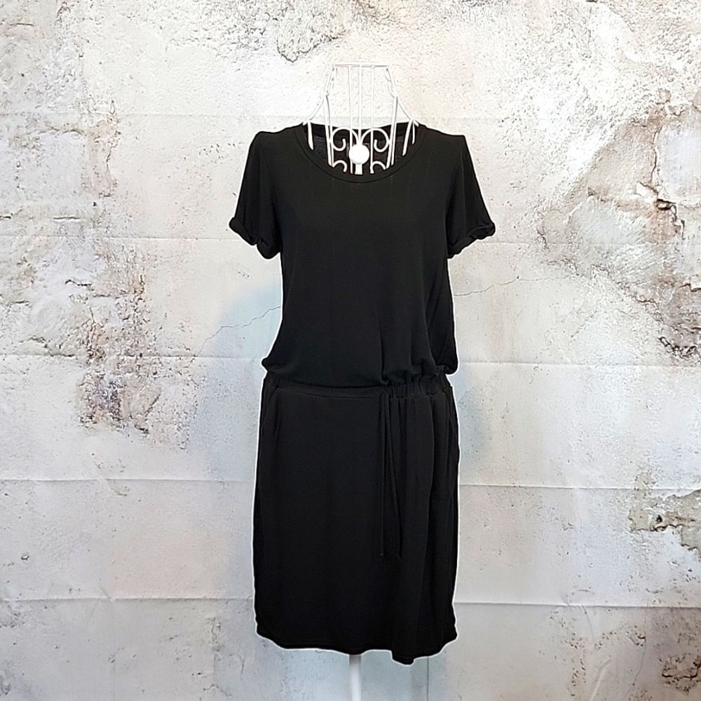 32° Degrees Cool travel midi dress pullover in black Women's Size S